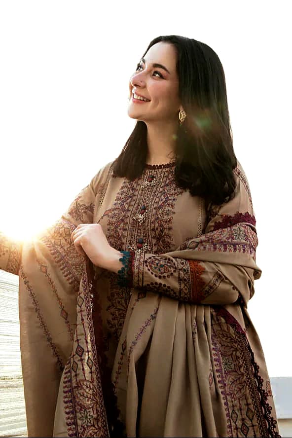 BAROQUE Premium Dhanak – 3 PC Heavy Embroidered Unstitched Winter Suit