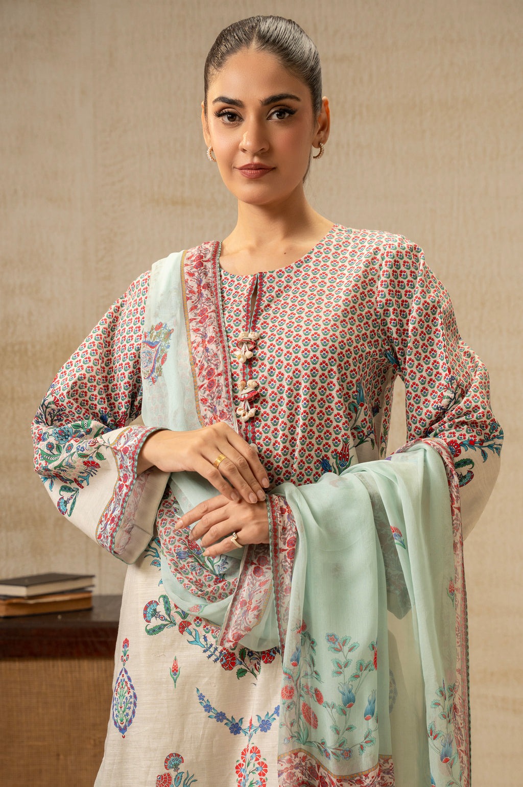 UNSTITCHED DIGITAL PRINTED SUIT