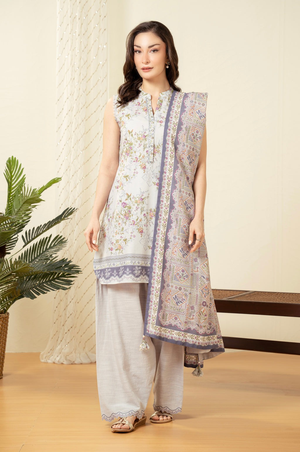 UNSTITCHED PRINTED SUIT