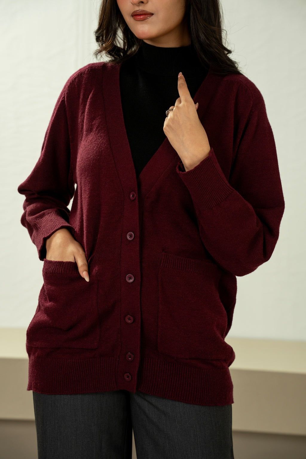 STYLIZED TRADITIONAL BUTTON DOWN