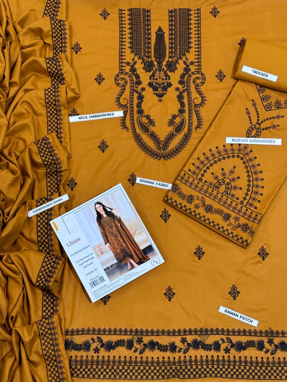 BAREEZE Premium Air-Jet Dhanak – 3 PC Heavy Embroidered Unstitched Winter Suit