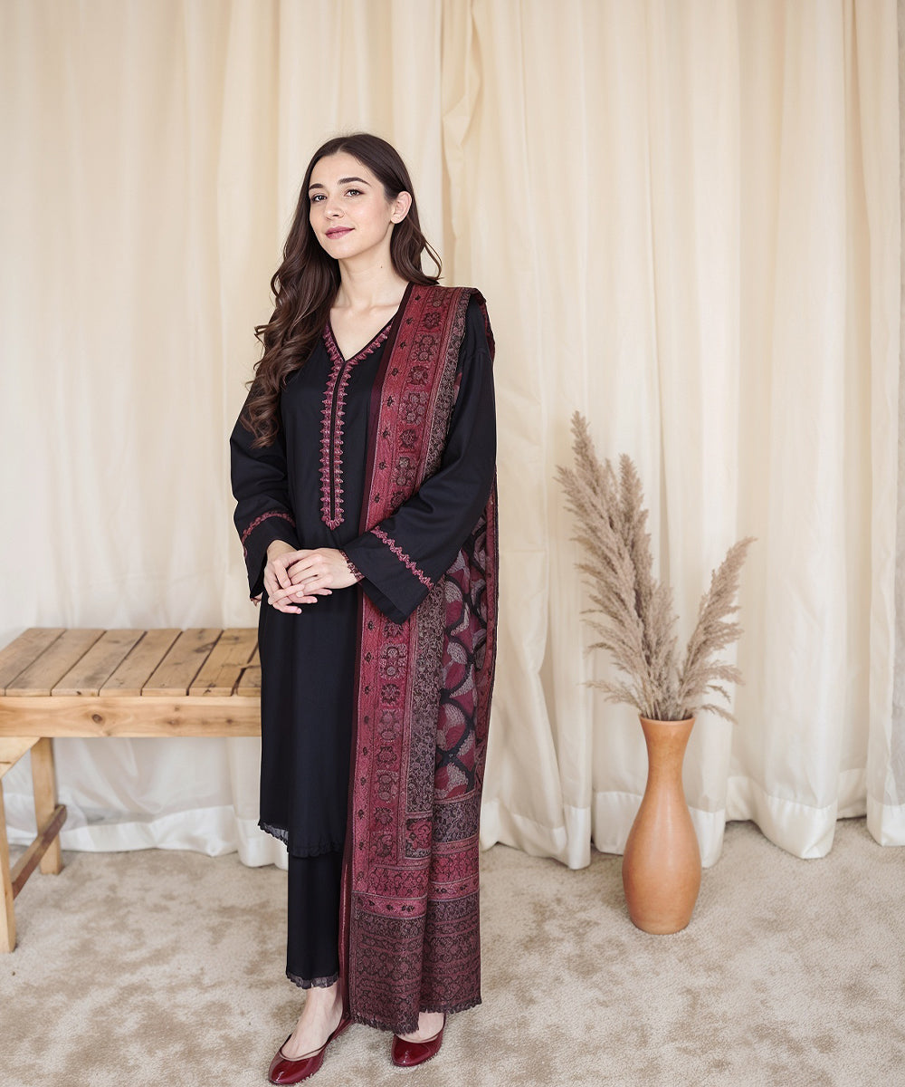 AISLING Premium Dhanak – 3 PC Embroidered Patch Unstitched Winter Suit