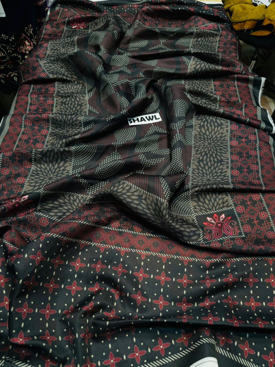 AISLING Premium Dhanak – 3 PC Embroidered Patch Unstitched Winter Suit