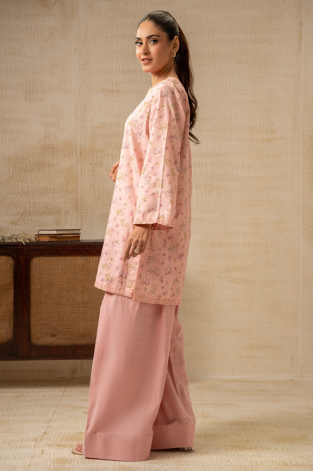 UNSTITCHED DIGITAL PRINTED SUIT