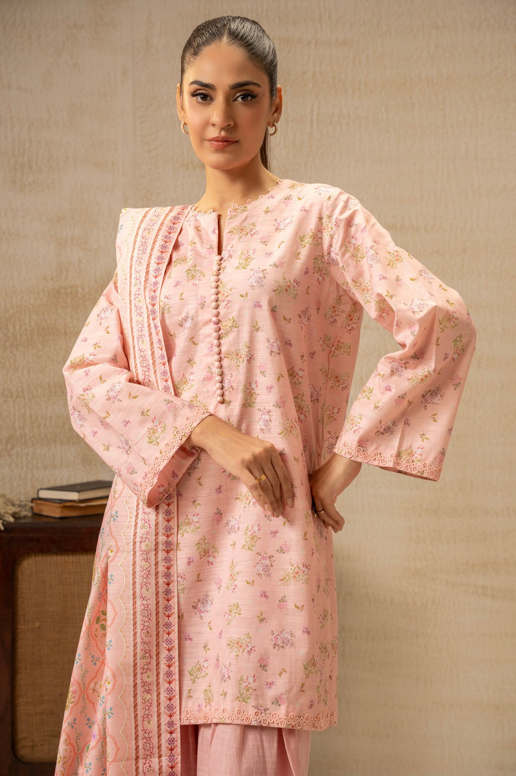 UNSTITCHED DIGITAL PRINTED SUIT