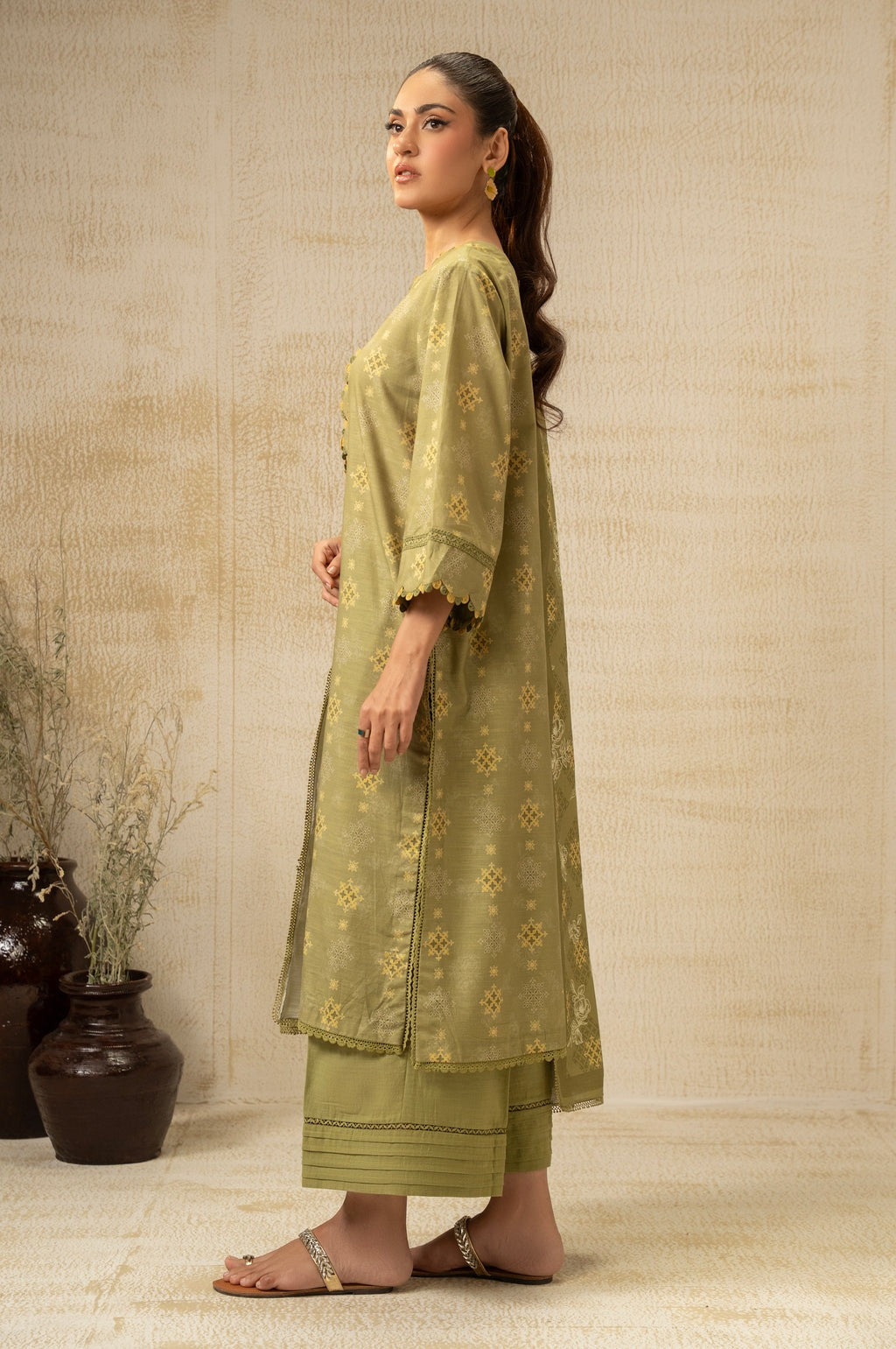 UNSTITCHED DIGITAL PRINTED SUIT