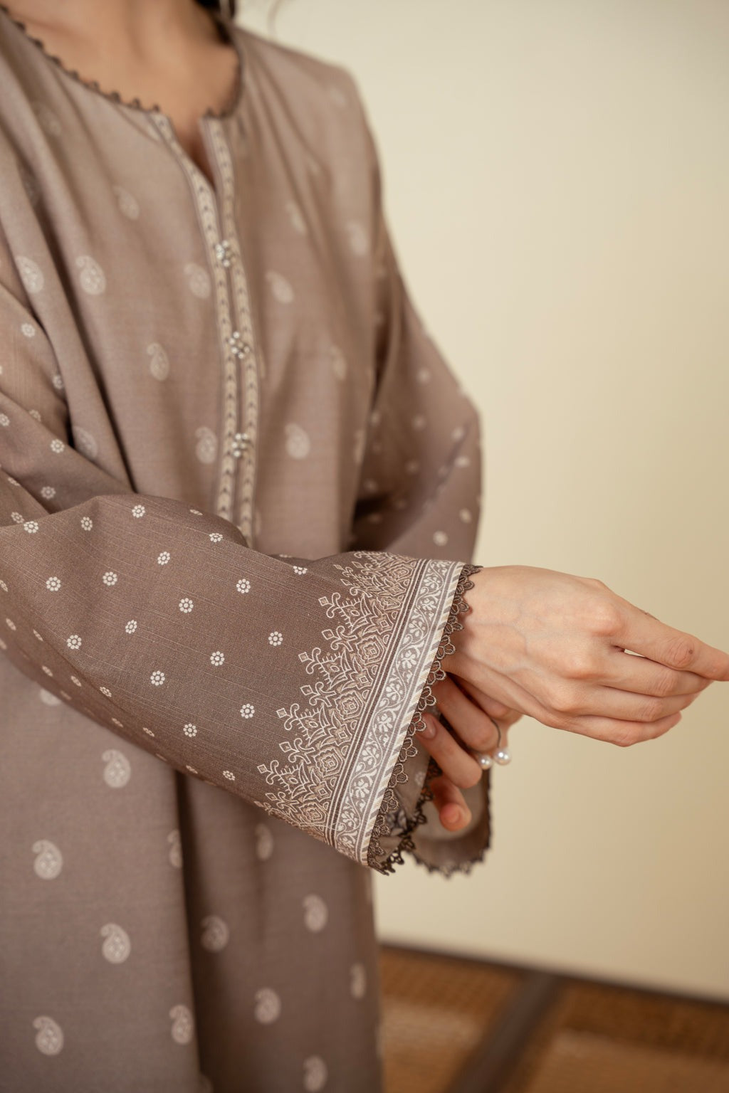 UNSTITCHED PRINTED SUIT