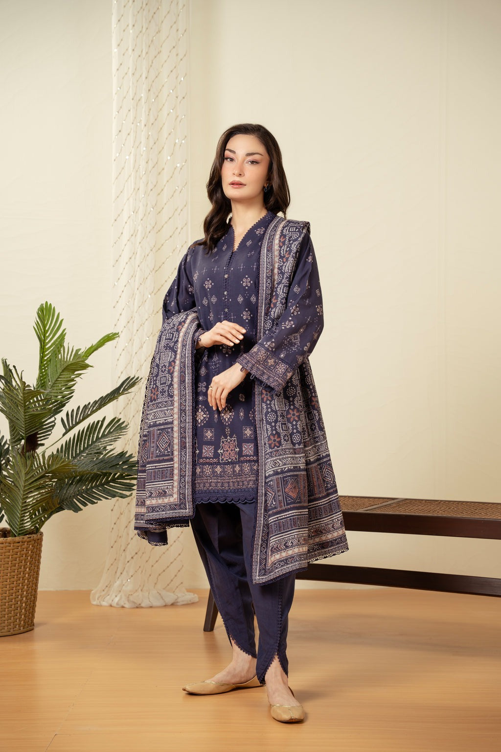 UNSTITCHED PRINTED SUIT