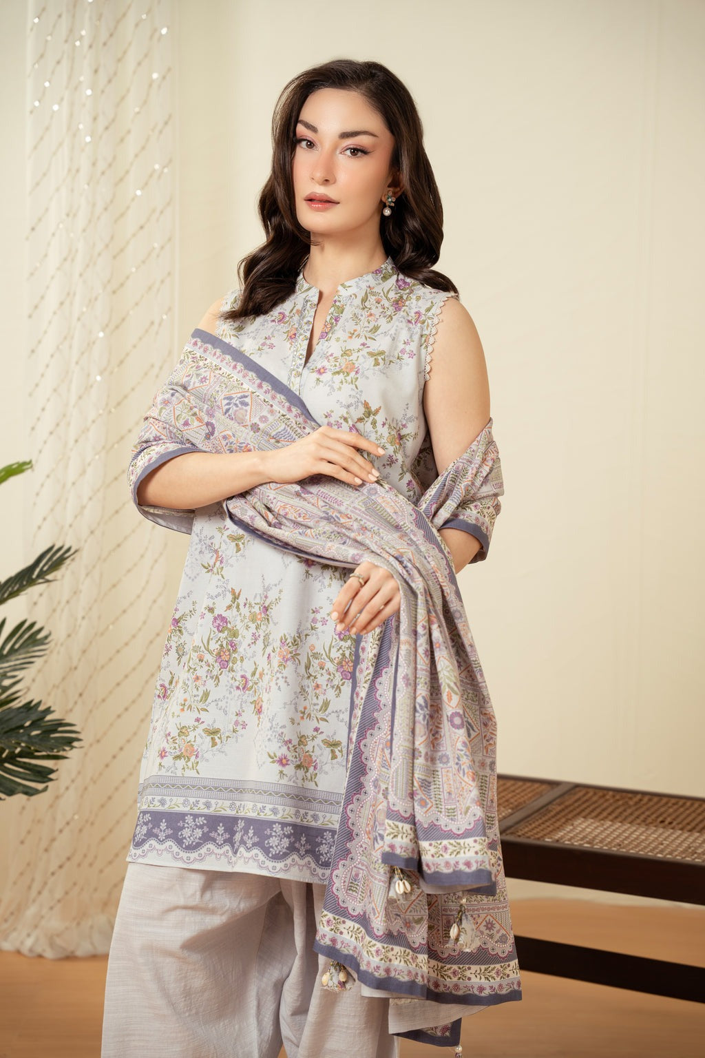 UNSTITCHED PRINTED SUIT