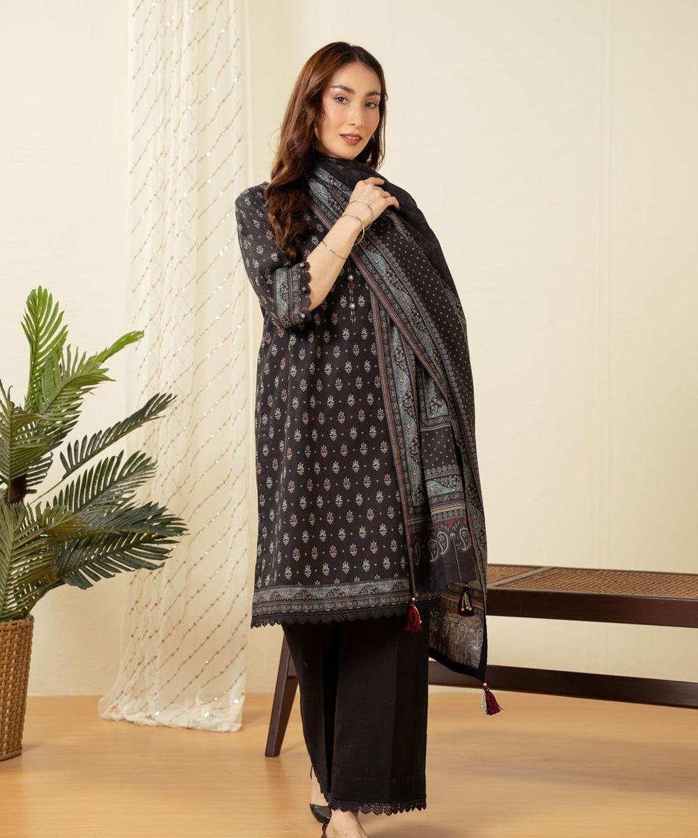 UNSTITCHED PRINTED SUIT