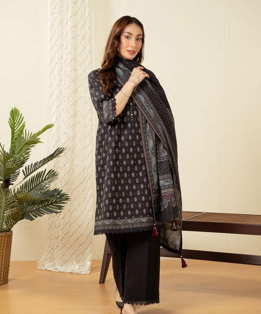 UNSTITCHED PRINTED SUIT