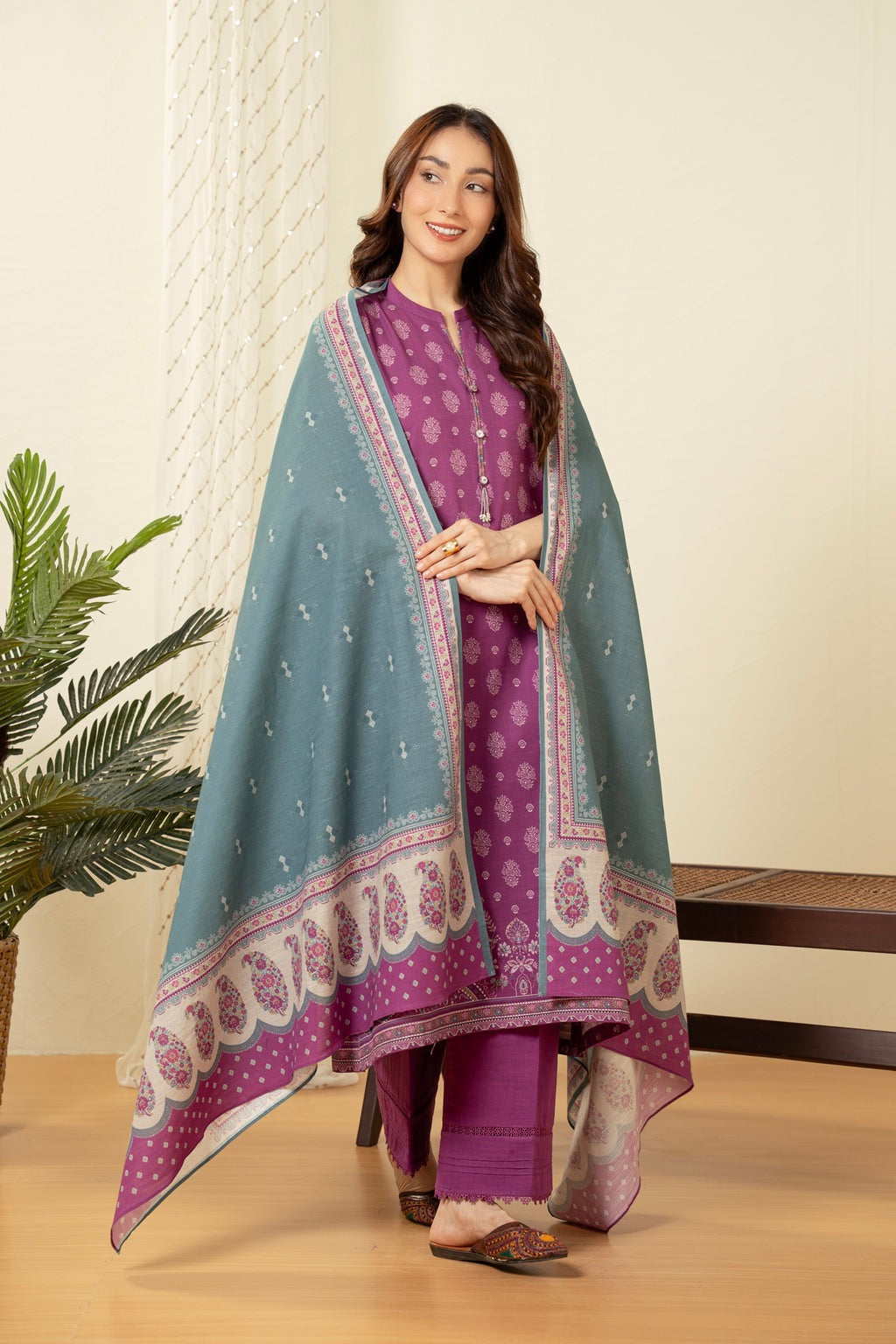 UNSTITCHED PRINTED SUIT