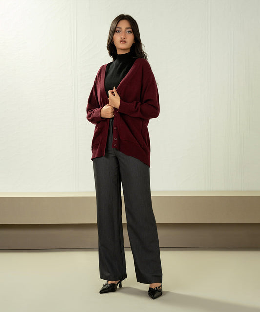 STYLIZED TRADITIONAL BUTTON DOWN