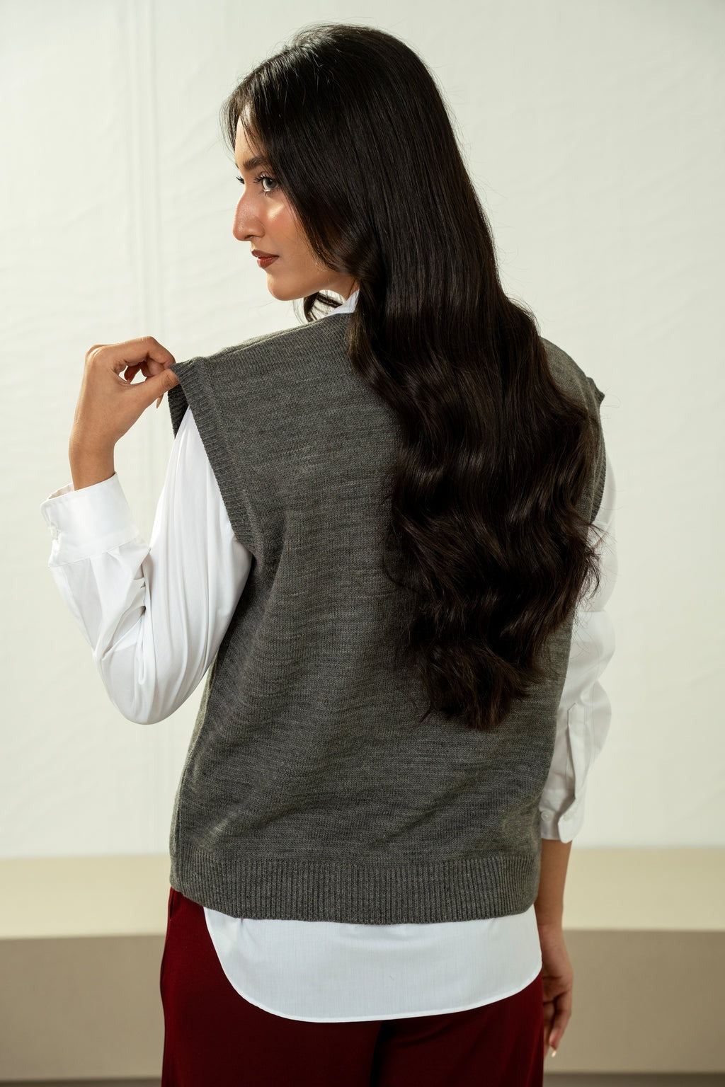 STYLIZED PULLOVER SWEATER