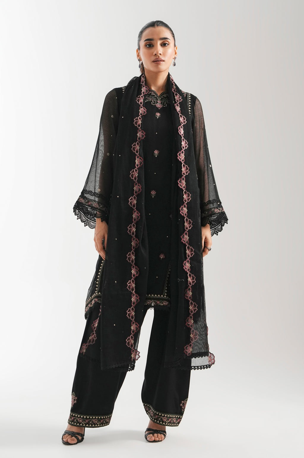 UNSTITCHED EMBROIDERED SUIT