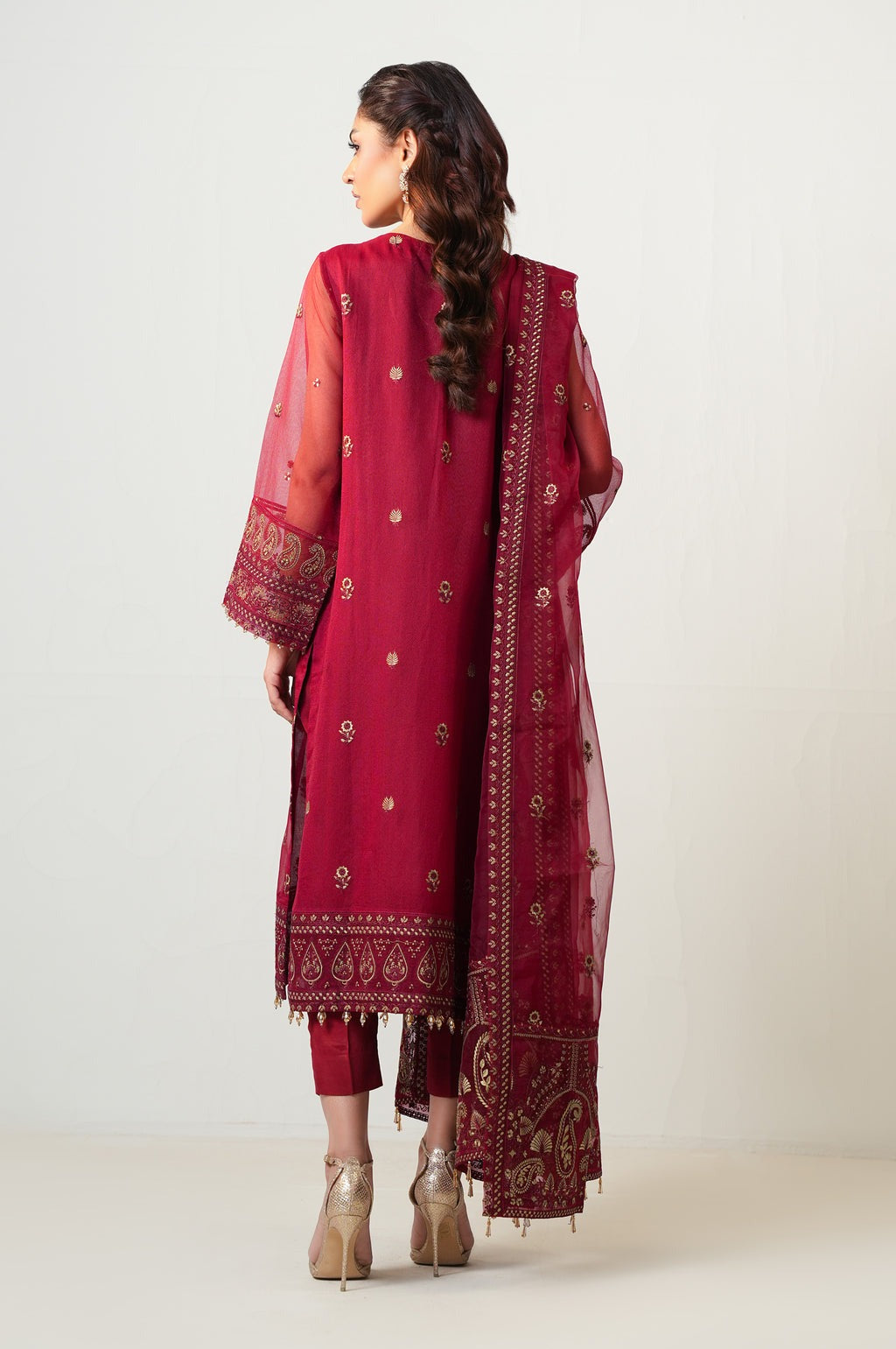 STITCHED EMBROIDERED RAJJO NET SUIT